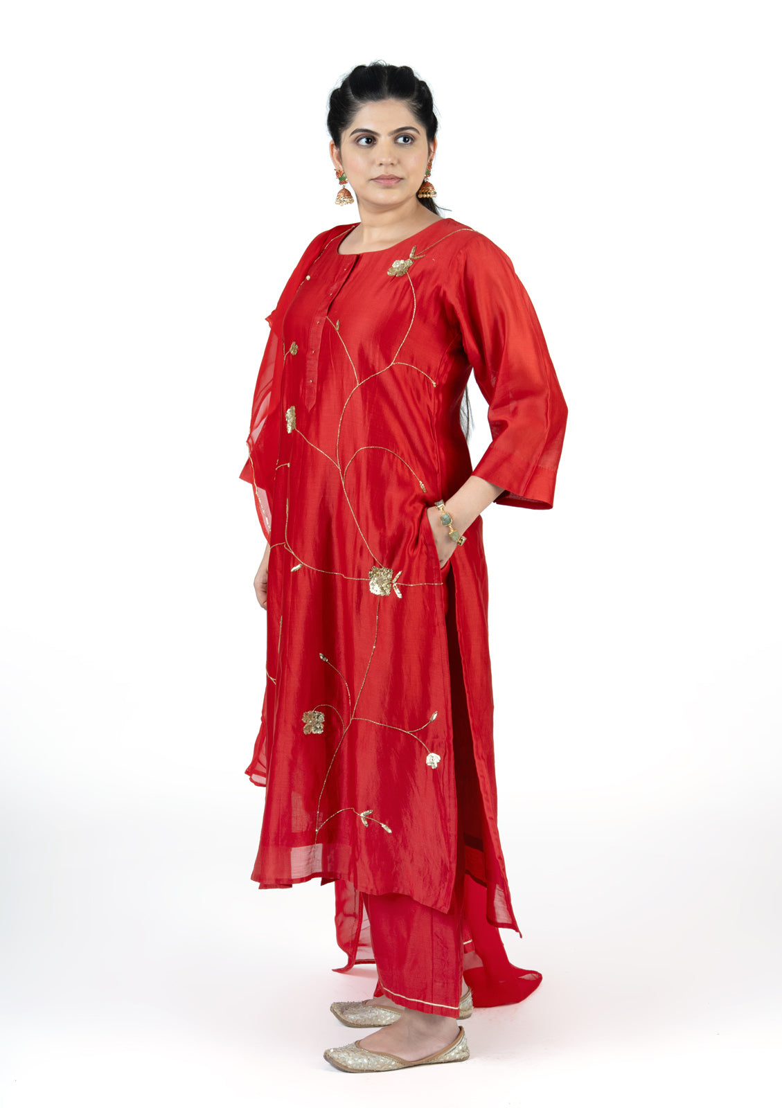 Chanderi Kurta Set with Organza Dupatta & Zari Work